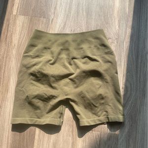 Alphalete Amplify Shorts